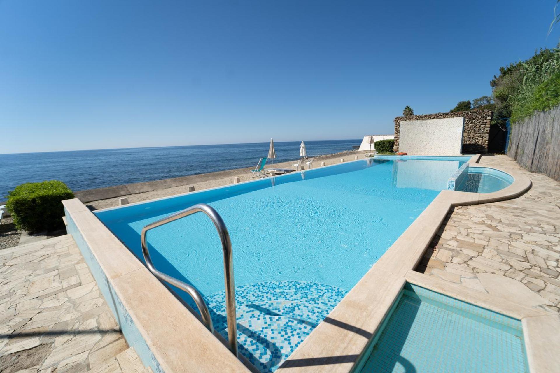 Apartment Twins Luxury Beach *